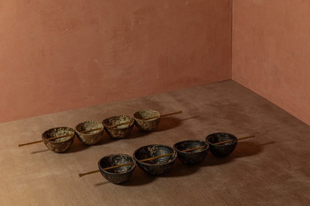 Linha Berimbau transforma instrumento ancestral em peça de décor