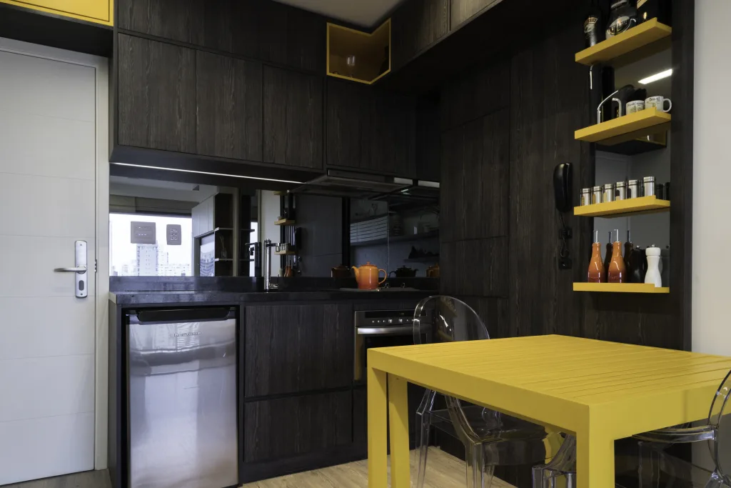 Cozinhas modernas adotam o charme do backsplash