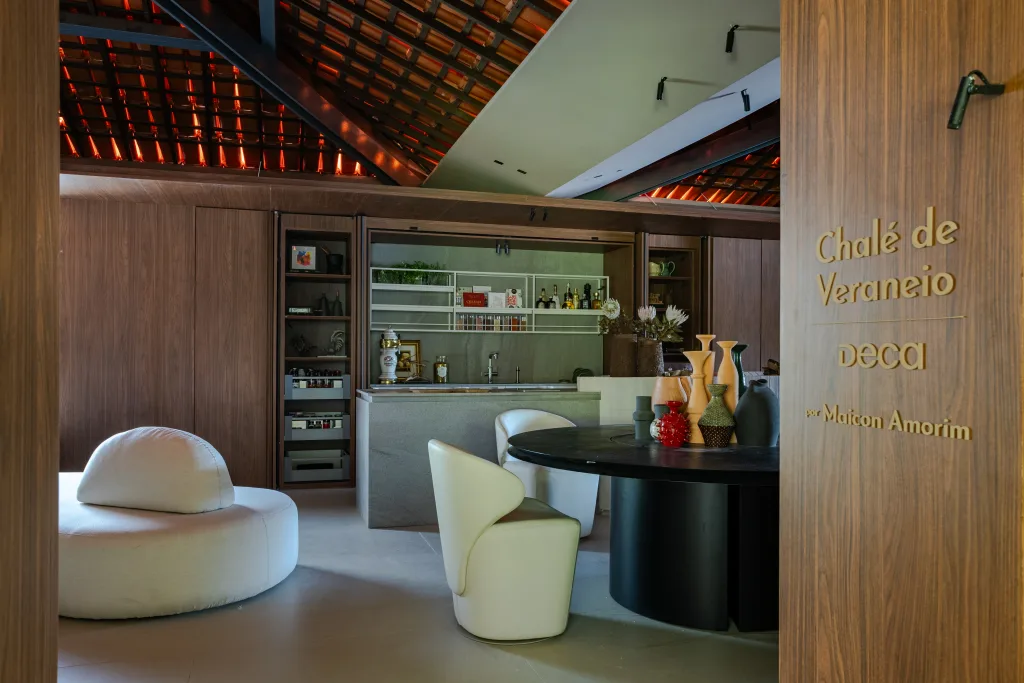 Chalé de Veraneio Deca celebra design na CASACOR Sergipe