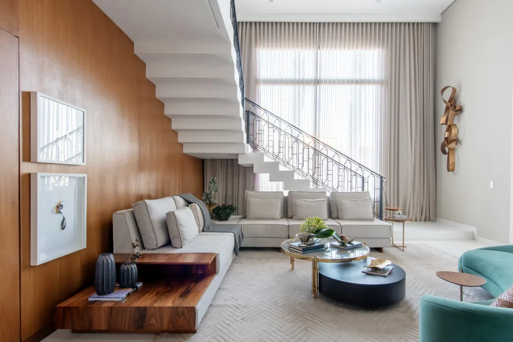 A força da mesa de centro nos projetos atuais