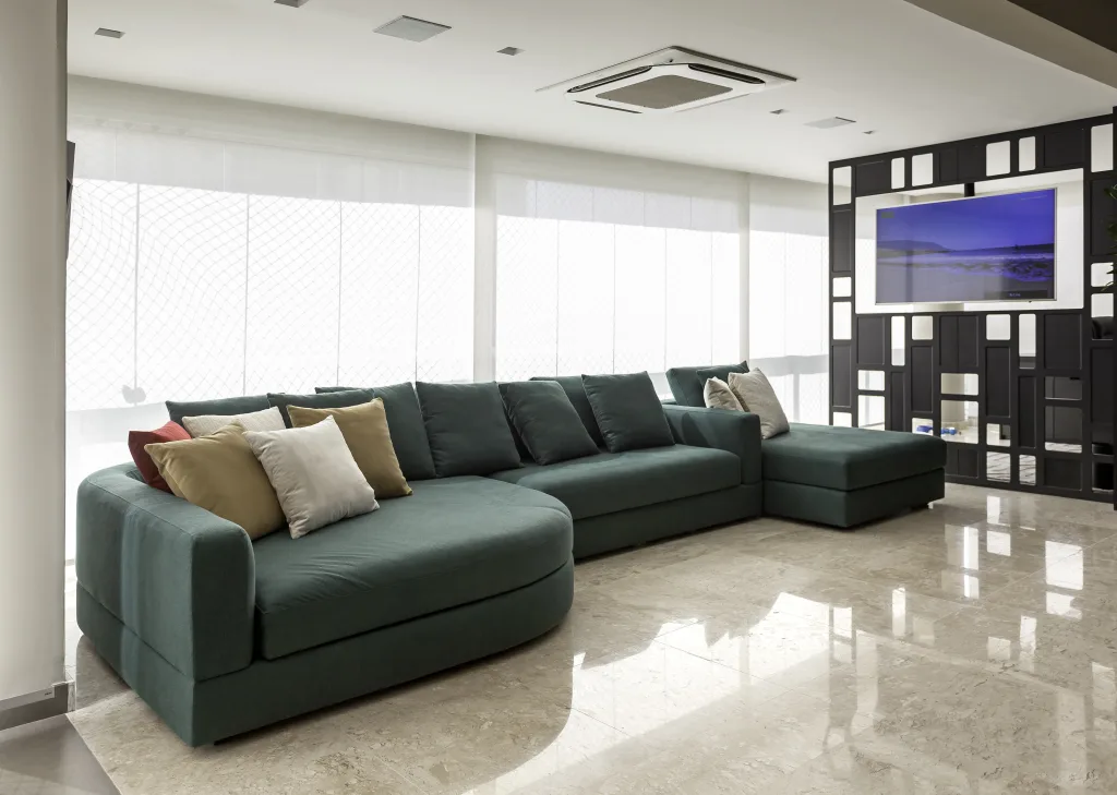 Inspire-se em projetos que usam divisórias de forma criativa