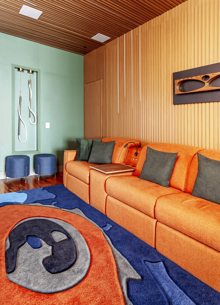 Laranja traz energia e aconchego ao décor