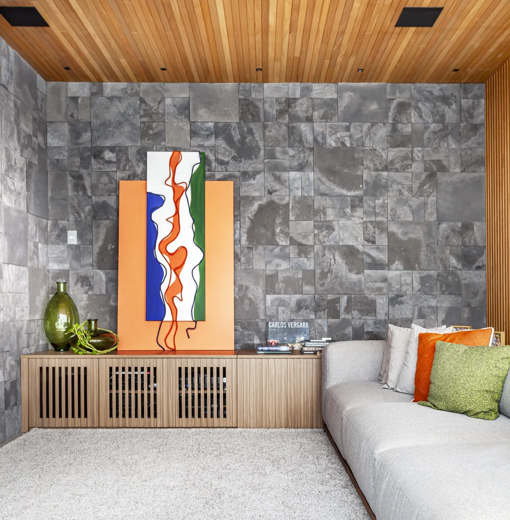 Laranja traz energia e aconchego ao décor