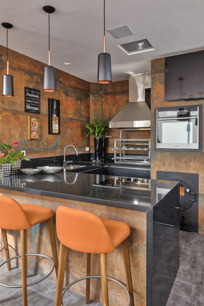 Laranja traz energia e aconchego ao décor