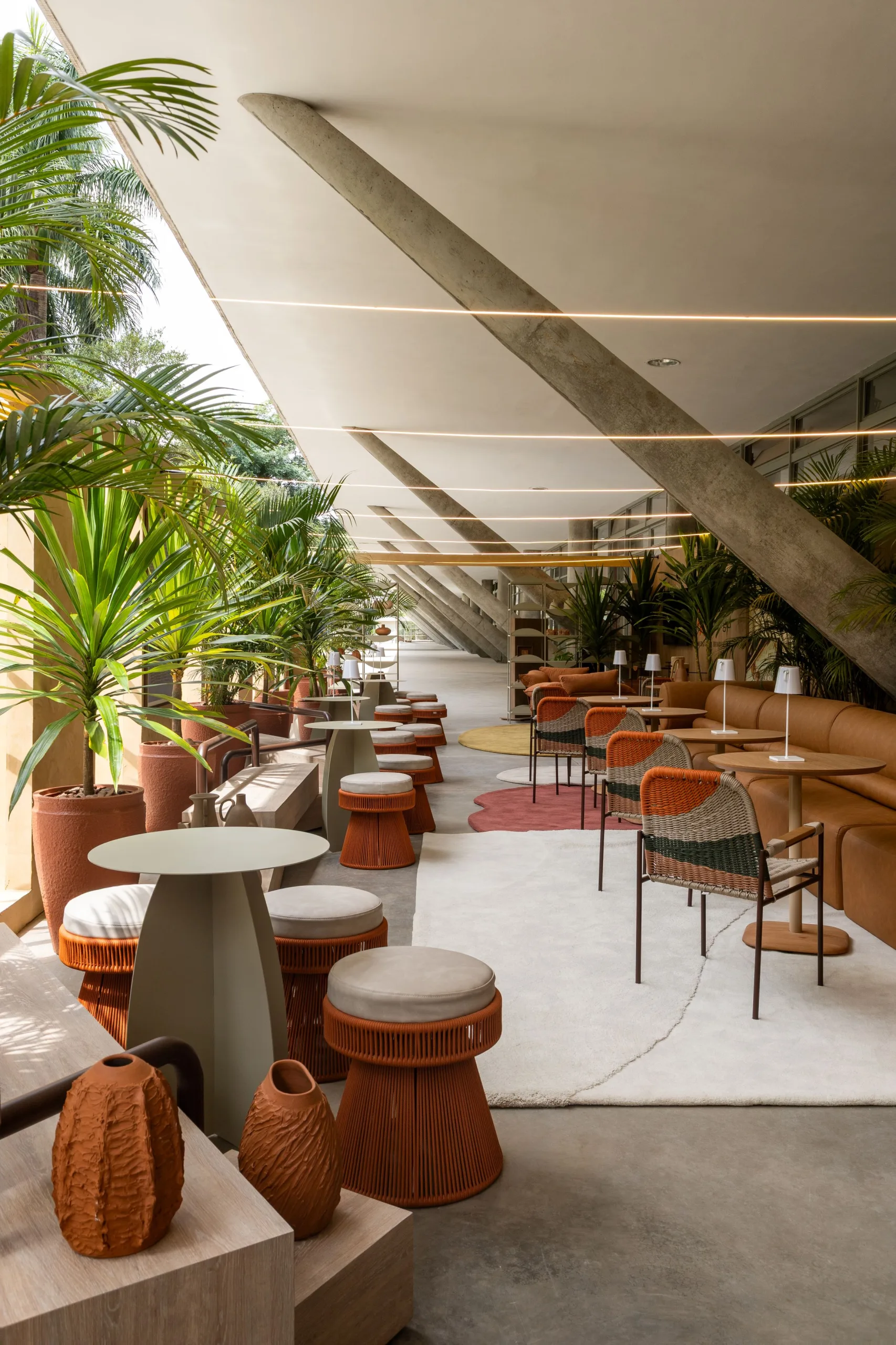 André Henning assina cafeteria da 1ª Bienal de Arquitetura Brasileira